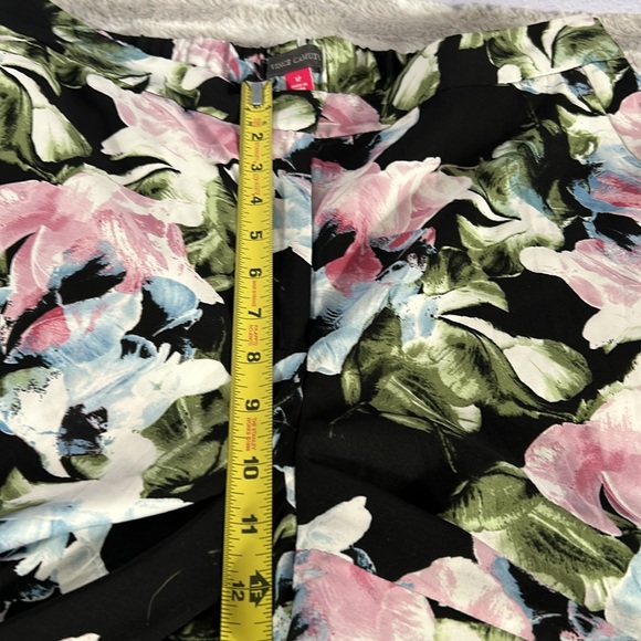 Vince Camuto, wide leg floral print pants, size 12 - Picture 7 of 8